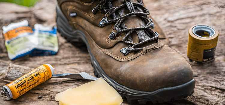 Hiking Shoe Glues