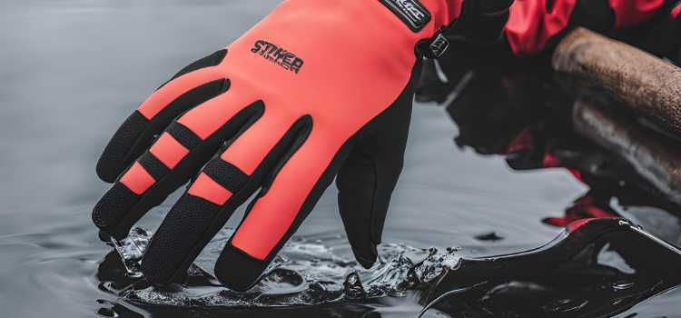 StrikerICE Defender Fishing Gloves