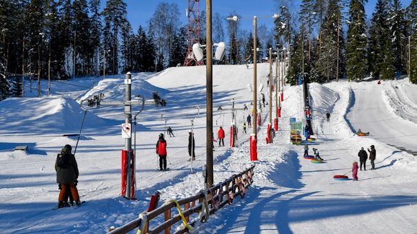 Snow tubing parks