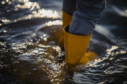 best fishing boots for wide feet