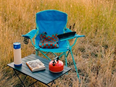 best padded mesh oversized folding chair for bad backs